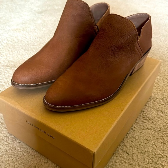 Lucky Brand Shoes - Picture 1 of 6
